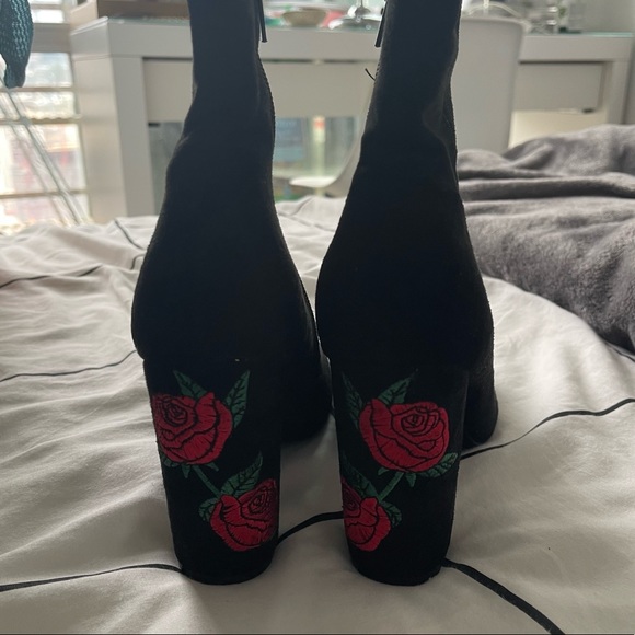 Rose Embroidered Black Booties - Picture 3 of 6